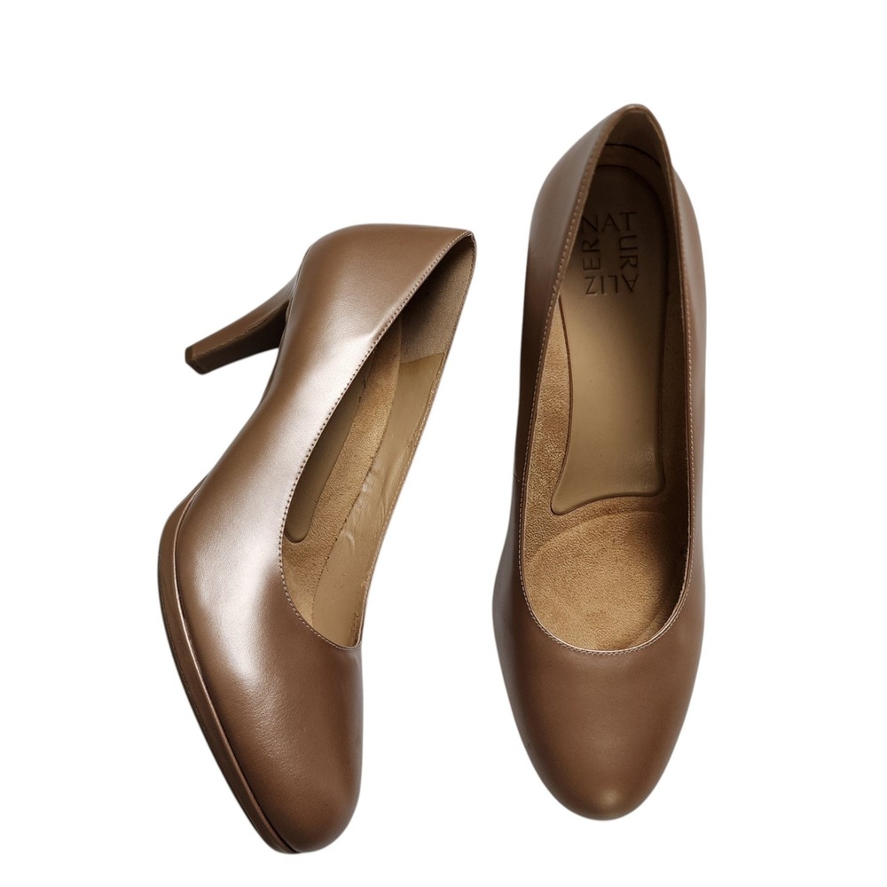 Naturalizer Womens Michelle Pumps Size 10W Rose Gold Round Toe Cushioned Insole